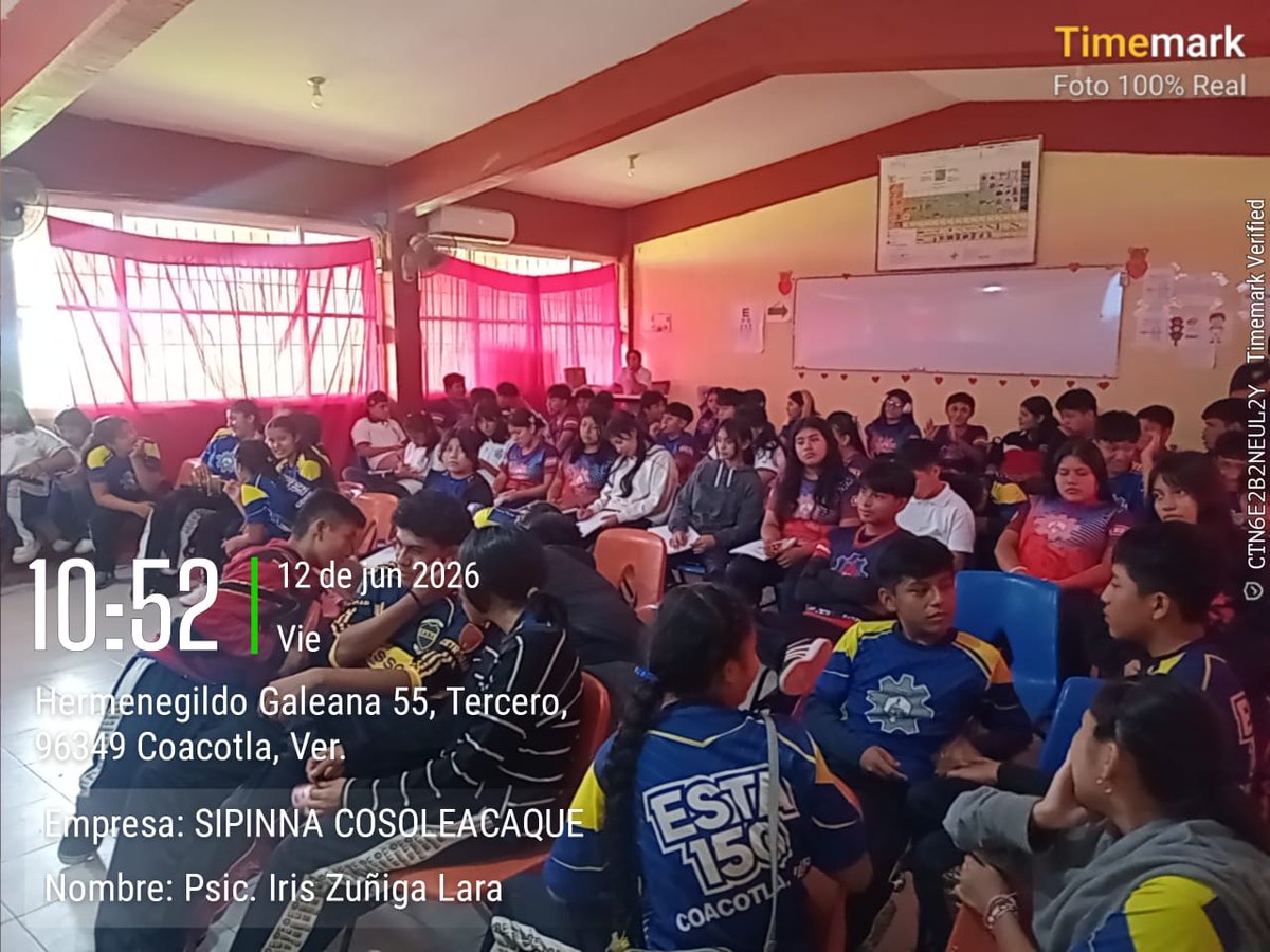 cecosamamina's tweet photo. ¡Sumando esfuerzos por el bienestar de nuestra juventud! 📷📷📷
El equipo de CECOSAMA Minatitlán, en una valiosa colaboración con SIPINNA Cosoleacaque, acudió a la Escuela Secundaria Técnica Agropecuaria No. 150 en la localidad de Coacotla. https://t.co/AhWx3pUjDI