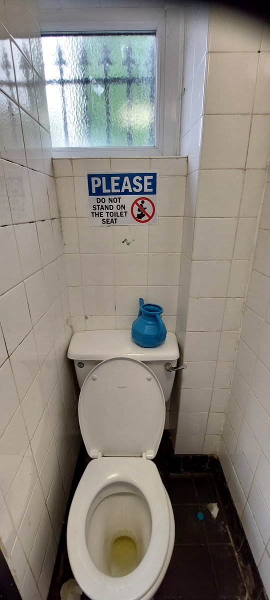 MARIOBORG20's tweet photo. @TRobinsonNewEra Here's another good one from Plattfields park. Near the curry mile Manchester. We couldn't stop laughing when we saw it. https://t.co/xuYONisFyA