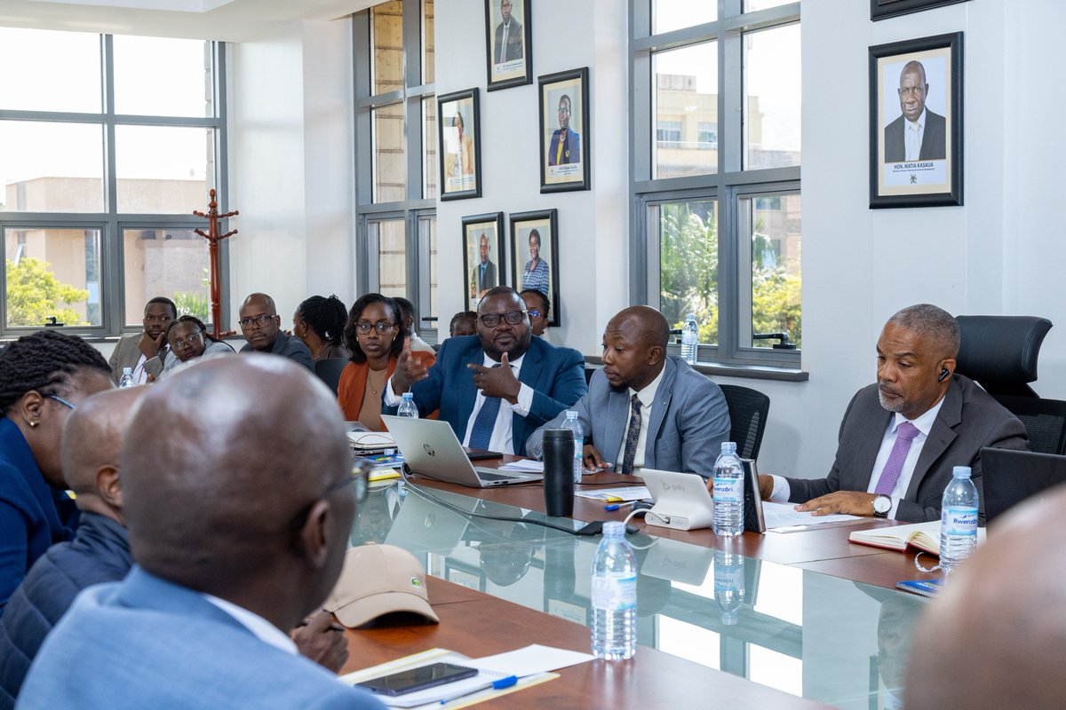 lgrb_uganda's tweet photo. #Strategicpartnerships 

Today, we hosted a delegation from @NLB_Kenya led by Director Catherine Ochanda, for a cross-learning engagement.

@WilliamFBlick, representing our Board Chairman @KitarikoKen, stressed that  effective gaming & lottery regulation requires regional cooperation, information sharing and continued engagements among regulators. 

Ms. Ochanda appreciated @lgrb_uganda's openness and affirmed Kenya’s commitment to collaborate on gaming sector matters.

By working together, we build stronger institutions, stronger markets and most importantly serve the public interest.

#NLGRB 
#ResponsibleGamingUg