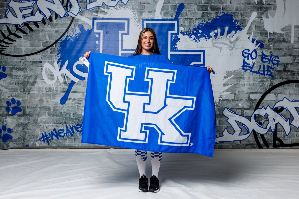 julia_b_2025's tweet photo. I am beyond grateful for this new journey. I believe everything happens for a reason. With that being said I am so blessed to announce my commitment to @UKsoftball . Thank you to Coaches @UKCoachLawson , @UKCoachHimes , @GraceBaalman , and @coachjb_18 for this opportunity. https://t.co/LTsox5EZal