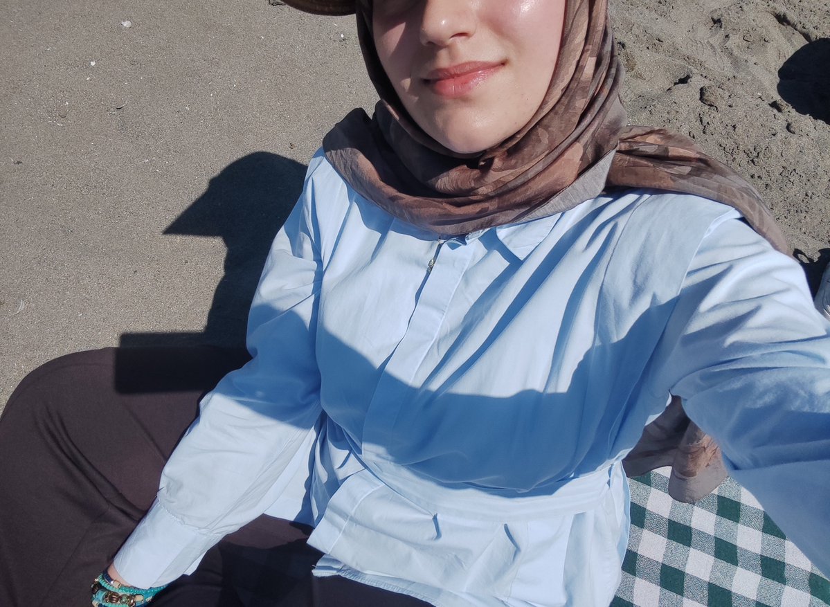 gloria(oğlak burcu nefreti) tweet media