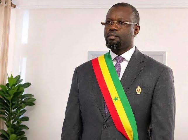 MadiambalD's tweet photo. Le Conseil constitutionnel vient de se déclarer incompétent pour connaître de l'installation de Ousmane Sonko à l’Assemblée nationale. Je fais remarquer que le juge Cheikh Ndiaye, après sa rencontre controversée avec Ousmane Sonko à Toubab Dialaw, n'a pas participé à la décision. https://t.co/DZAs7phWhc
