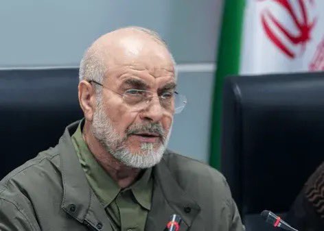 Ario1401's tweet photo. زمانی که پوتین رو الم کردن تو روسیه فرد شناخته شده‌ای نبود و کسی سابقه این ادم رو نمیدونست 
اما توی مادرجنده ادم‌کش فاسد تروریست رو همه میشناسیم 
خوابش رو ببینی مثل پوتین بتونی حکومت رو دستت بگیری 
@mb_ghalibaf https://t.co/e4PEdEMLyY