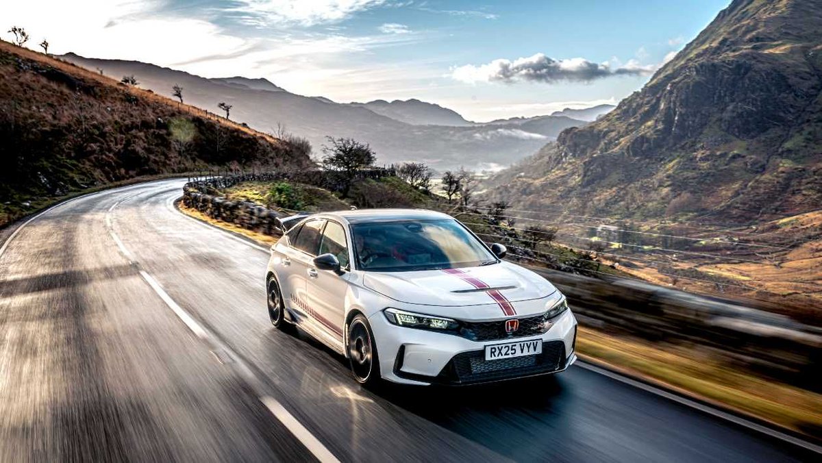 evomagazine's tweet photo. It's one of the very best hot hatches ever made but now production has ended, we say an emotional goodbye to Honda's Civic Type R with an epic drive. https://t.co/pncMBJmLpf
