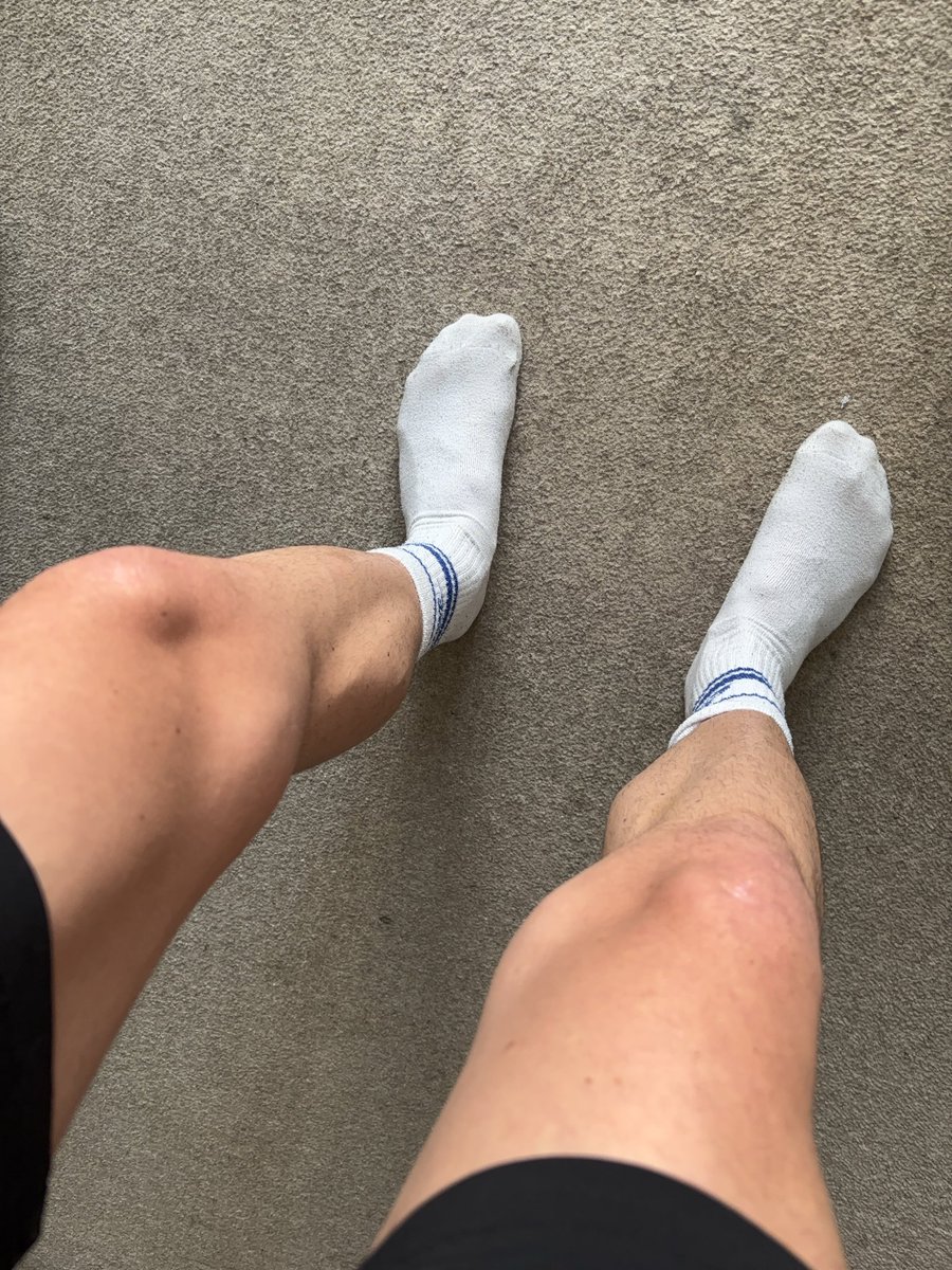 MasterZJuk's tweet photo. That time again 😉 who wants a good sniff and have the pleasure of massaging my perfect feet??? 
Let me sit back and relax whilst you slave away at my sweaty soles 😈 https://t.co/XxfTwxHOGf