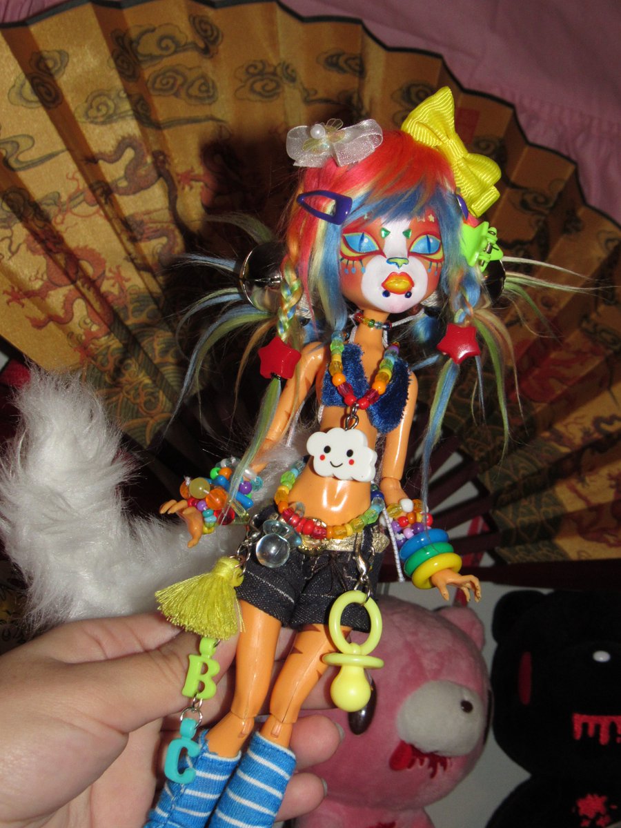 dollcultist's tweet photo. She's done and up 4 s3le !!! Really like her!! https://t.co/GQA5VzxiVQ