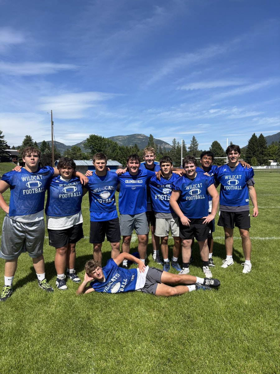 UMW_Football's tweet photo. Awesome team camp up in Columbia Falls. Thank you to all the players and coaches that let us come up here and be apart of their development and some competition! 

#GoDawgs https://t.co/aIJAxvKBwR