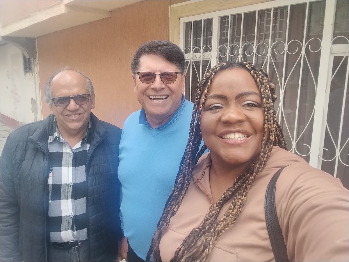 claudimera's tweet photo. Invitados a seguir nuestro programa *Martes 16 de junio de 2026, de 9 am a 11 am* Por el canal de televisión: https://t.co/CEahwJN3Pz y/o  por la emisora https://t.co/4Jw0gDy9TC.
Educación y convivencia en equidad. 
*Síguenos en nuestro canal de Youtube https://t.co/nl3A7RUHfF* https://t.co/LQDsl6Wa5T