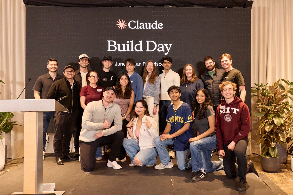 ClaudeDevs tweet media