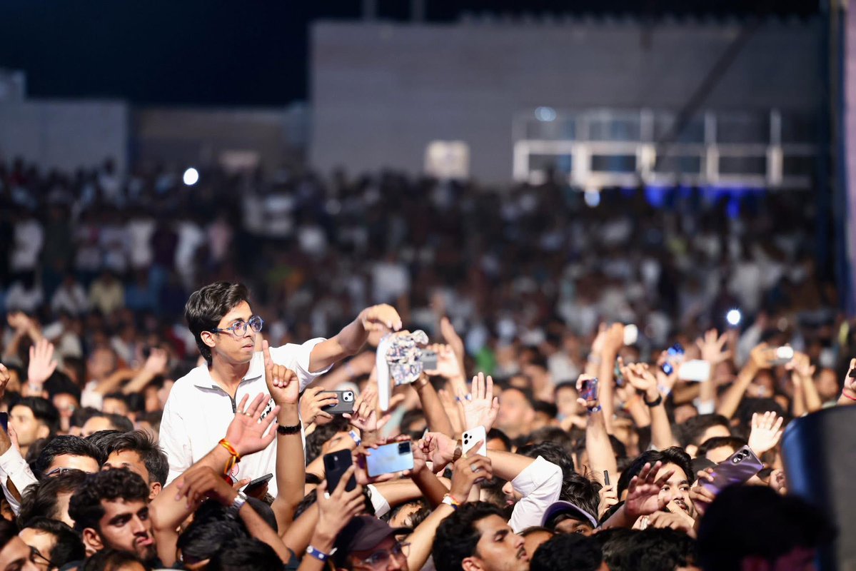 sonallaxmi's tweet photo. RaGa: Voice of India's GenZ 🔥❤️

#ChhatronKiGoonj https://t.co/oKXwsONHcO