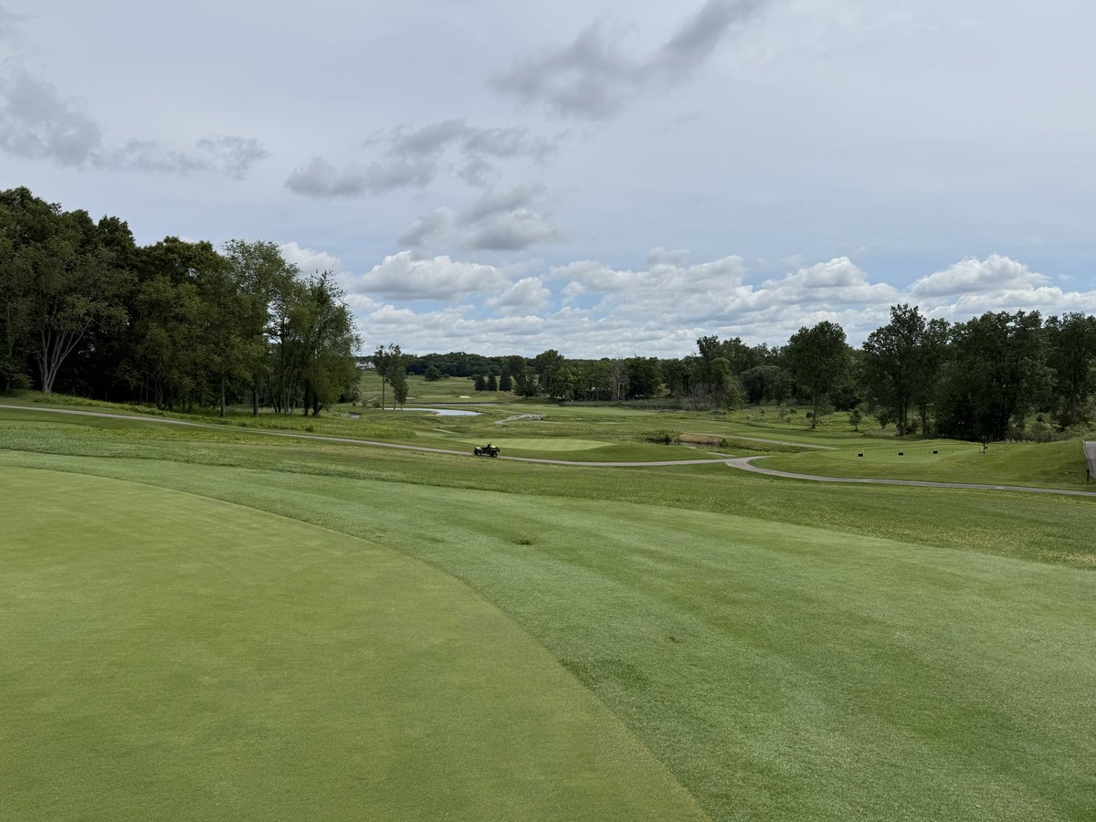 GolfKMA's tweet photo. The Katke-Cousins Golf Course at @oaklandu 🏫⛳️ https://t.co/dMnYkTjKF3