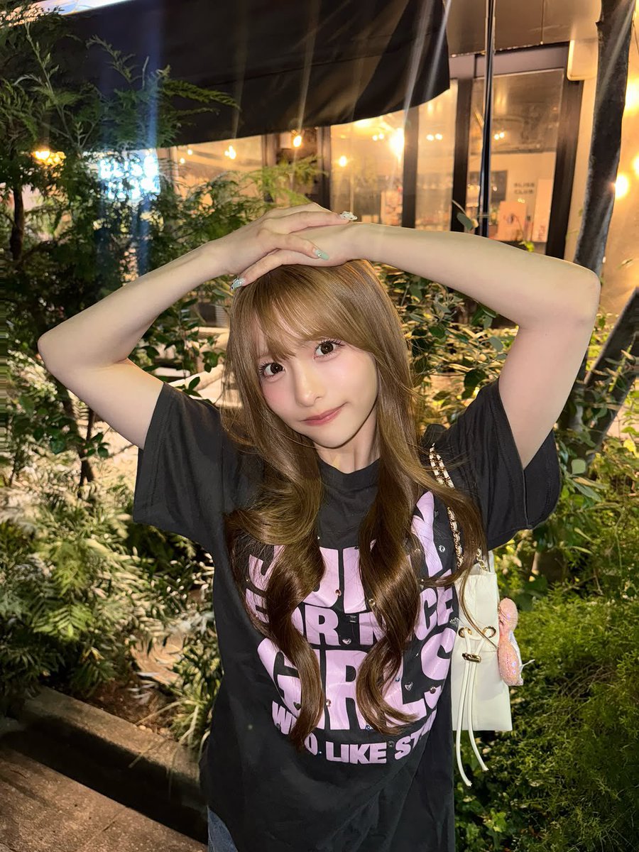 え す 。 tweet media