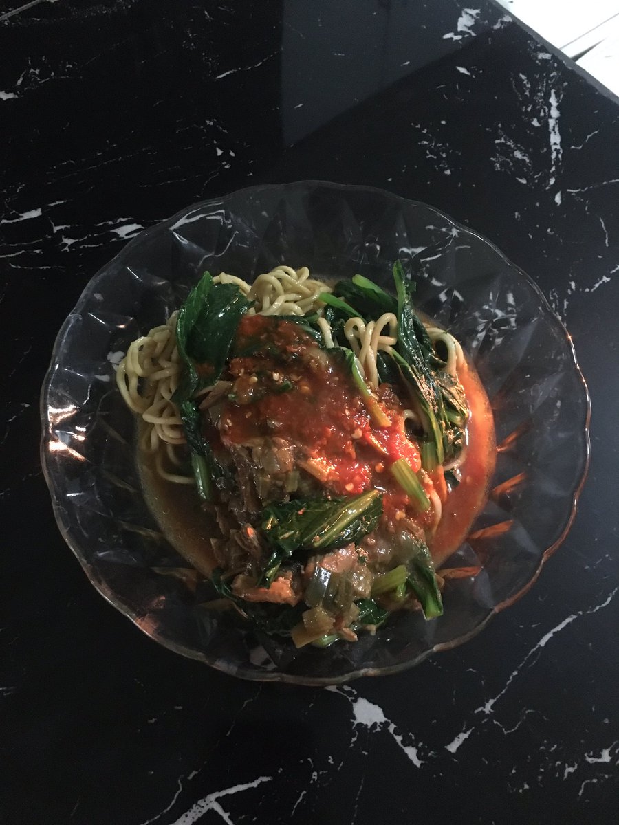 bydooch's tweet photo. mie ayam ada raso golden hour golden hournya gitu https://t.co/8vQjXyXsYg