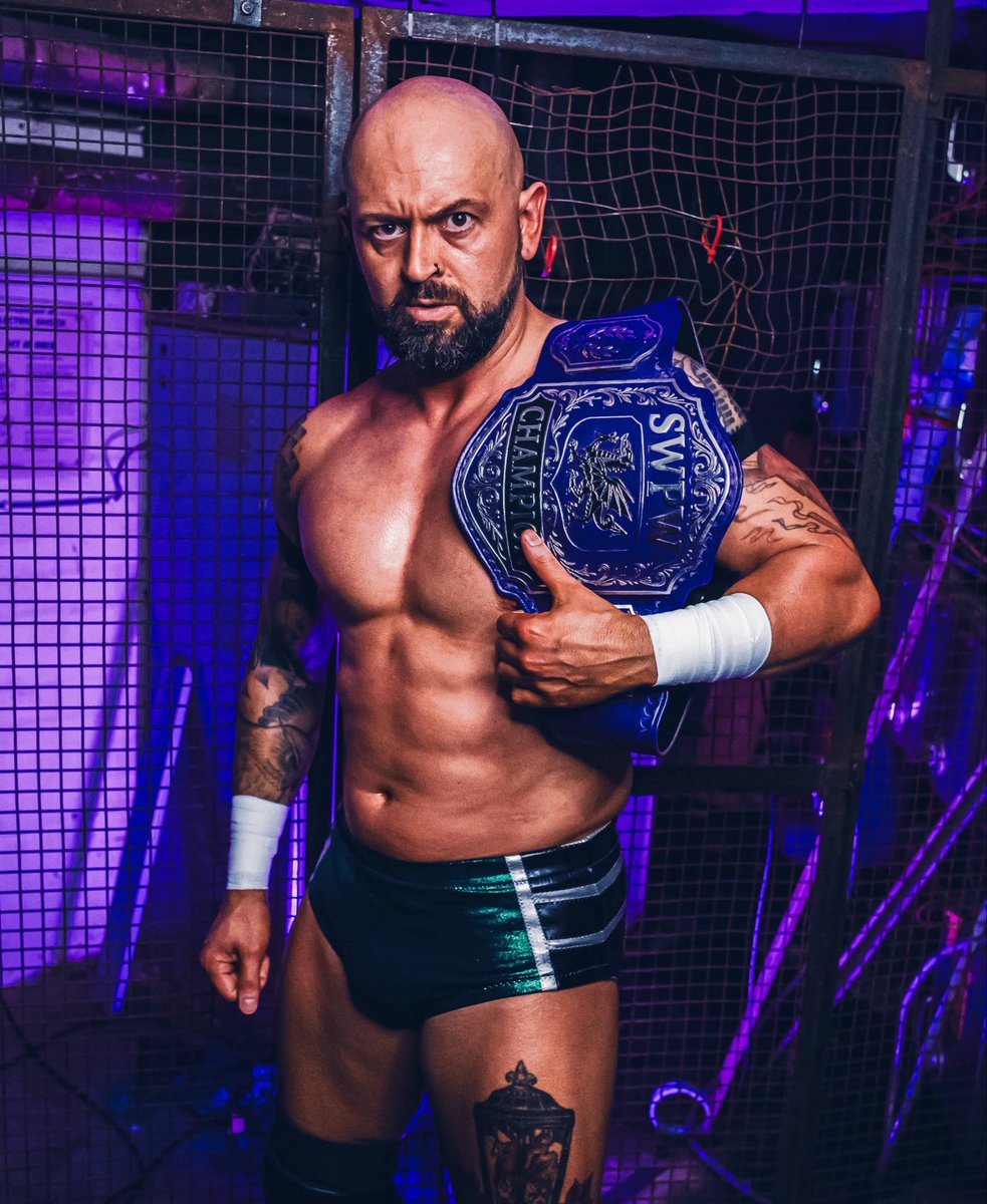 MattGatlin_Pro's tweet photo. In June of 2026 I quit my job as a university administrator to become a pro wrestler… 

This is how to book me: mattgatlinpro@gmail.com

Cc:@JustJoeLando https://t.co/in3W2OVkW3