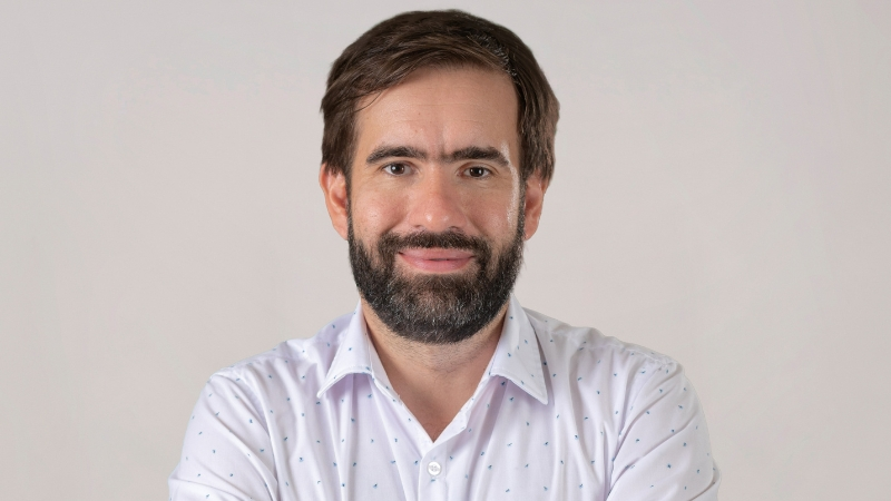 UniversidadORT's tweet photo. 📚 El Dr. Francisco Arri, secretario docente de la Facultad de @ComunicacionORT, fue incorporado al Sistema Nacional de Investigadores en el área de Ciencias Sociales, en la categoría Iniciación.

Leé la nota ⤵️
https://t.co/rOTqUmoQtb https://t.co/R7fUlpBD0r