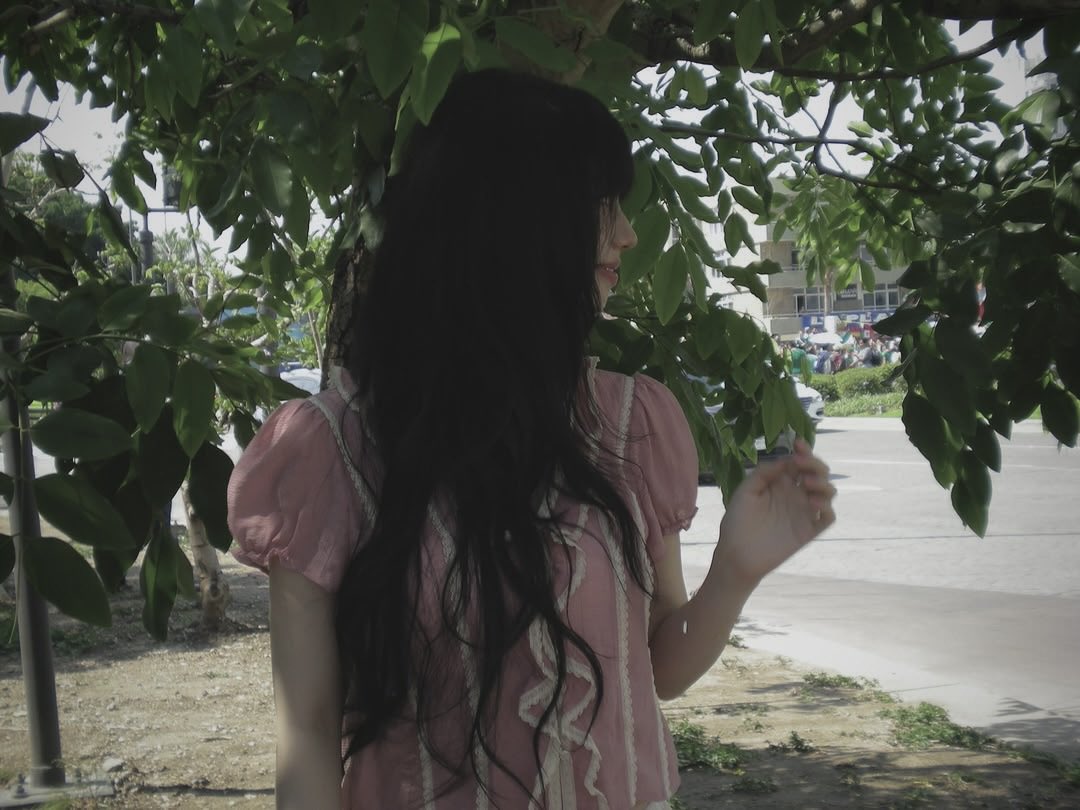 d0vesoul's tweet photo. ⠀ ⠀ ⠀ ⠀ ⠀ ⠀ ��� ⠀ ⠀
                ⠀ ⠀ ⠀ ⠀ ⠀ ⠀ ⠀ ⠀ ⠀
                   bits of my life ⸝⸝ https://t.co/dBRAeBh7p8
