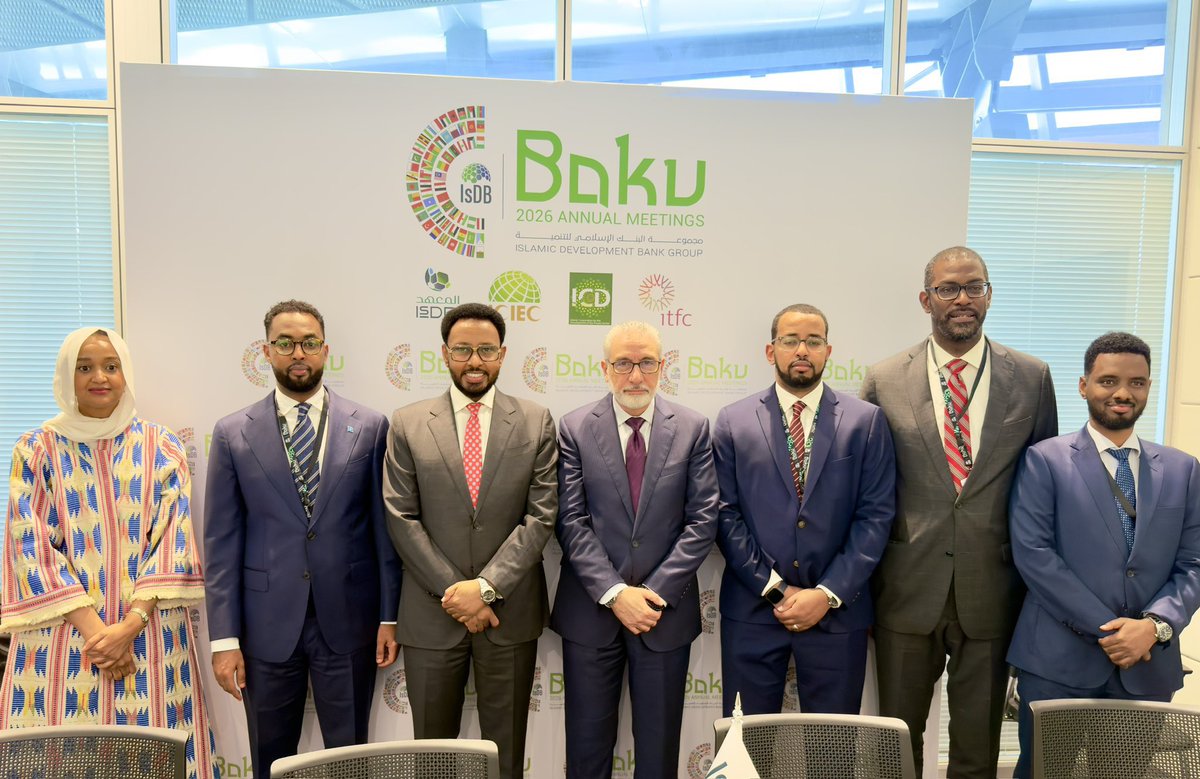 SomaliDRB's tweet photo. (1/2) SDRB President Hodan Osman and Director General Adam Roble are in Baku, Azerbaijan, attending the @isdb_group Annual Meetings alongside H.E. Bihi Iman Egeh, Minister of @MoF_Somalia, engaging with partners on Somalia’s development and investment priorities. https://t.co/DOqHNuYrfn
