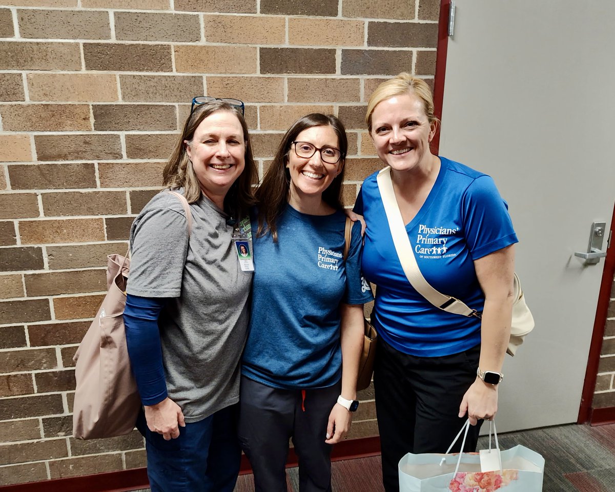 Lee_Health's tweet photo. @LeeSchools @WHOWEPLAYFOR @fgcu @NSUFlorida @PPCSWFL @osswf This event is a great example of the impact we can make when healthcare providers, educators, community organizations, and volunteers unite around a common goal: helping our youth stay healthy, active, and ready to succeed! https://t.co/1Cr5YwKjNz