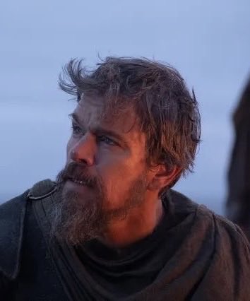 DiscussingFilm's tweet photo. Sandra Oh is in talks to star alongside Matt Damon in The Daniels' next film.

In theaters on November 19, 2027.

(Source: Deadline) https://t.co/LGow0fjip7