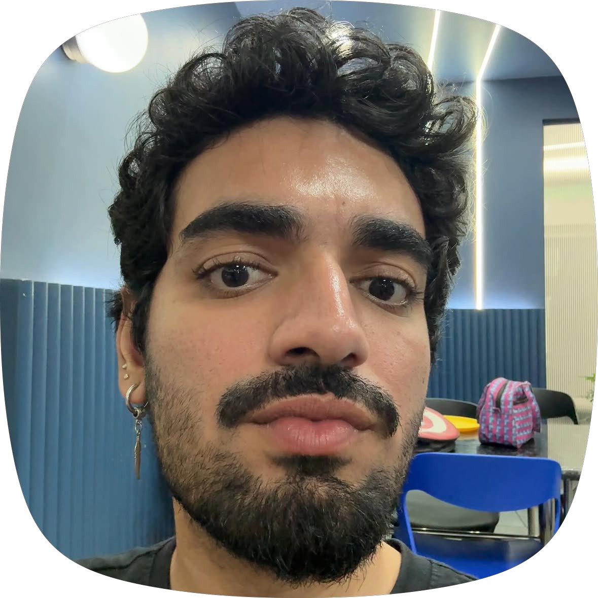 _harshxt_'s tweet photo. I hope posting Instants on X isn’t a sin..
😮‍💨 https://t.co/i60MSohr6n