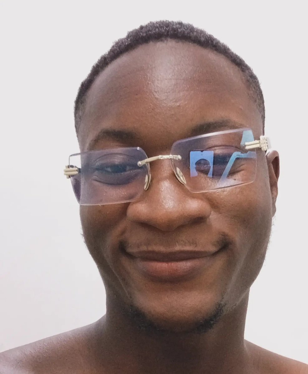 Hey_maneflo's tweet photo. Kini mo fe so?
Omo Yoruba ni mi. 
Ipinle Ekiti ni mi ti wa. 😌
#yoruba https://t.co/boFf4CXPOv
