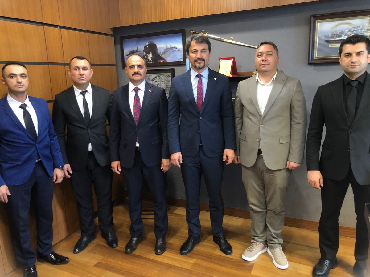 gundes_46's tweet photo. #TBMM

Milli Savunma Komisyonu Üyesi
 Sayın @eylem_ertugrul vekilim, #eskiuzmançavuşlar 'ımızın haklı taleplerine göstermiş olduğunuz ilgi, duyarlılık ve samimi yaklaşımınız için teşekkür ediyoruz.

#eskiuzmançavuşlar ve aileleri adına şükranlarımızı sunarız. 🇹🇷
@ozgurceylanchp
@gencaskn