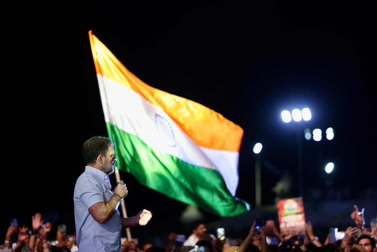 SALAMMASS1's tweet photo. INDIA Stand With Rahul Gandhi ❤️ https://t.co/Do3h8GqMhd