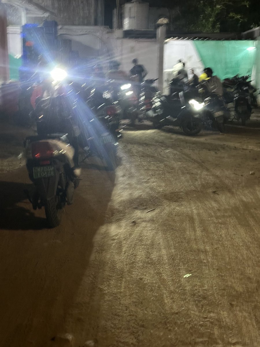 farazfarishta's tweet photo. Creating big time nuisance for residential people hampering safety and security of all residentials . Request to kindly look into this before some untoward incident happens @eden garden 
Street no 2 
King kothi 
Besides pista house lane https://t.co/8oPfuTXAjm