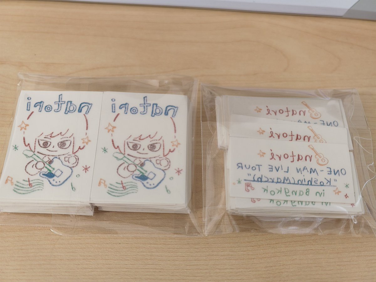 IntoWaii's tweet photo. Giveaway #natoriBKK2026
Sticker &amp; tattoo 30 set

art work เจ้าของลายเส้นน่ารักๆ ตรงบรีฟสุดๆ @bkph8 #bkpxdrawing 
Tattoo @byPinkmoon04 #rvbypinkmoon
งานเร็วมาจนตกใจ 4 วันได้ น่ารักมาก
Sticker die-cut @whalemoonhome #rvwmh
งานเสร็จเร็ว  สีสวยสด https://t.co/IfE9jP2Qka