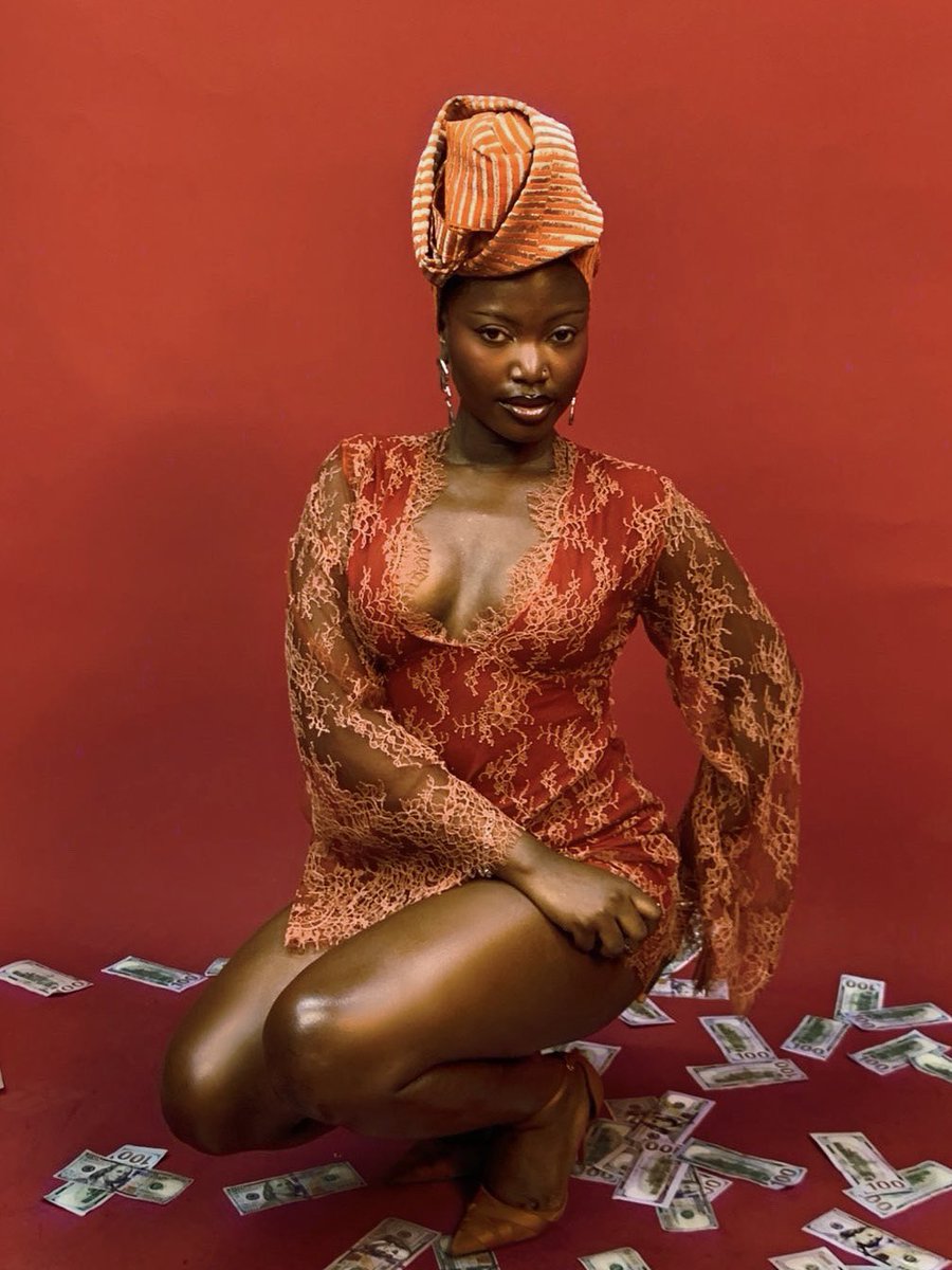 fimiwiththeflow's tweet photo. Pretty ass face like Tiwa, I’m Savage https://t.co/zecWWnBhkN