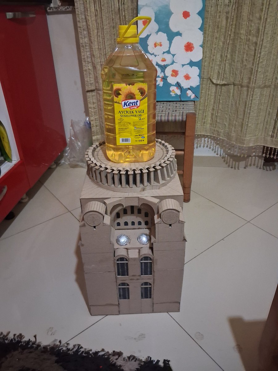ELIZIbuild's tweet photo. Rebuilding the world's first modular cardboard Hagia Sophia. Today: Main dome layer preparation. 🏛️📐

2,900 hours of manual engineering. NO GLUE, NO LASERS. 10 KG static load tested successfully. 

ELIZI - Every Build Leaves a Mark
#HagiaSophia #Architecture #Engineering #ELIZI https://t.co/229FAgRljt