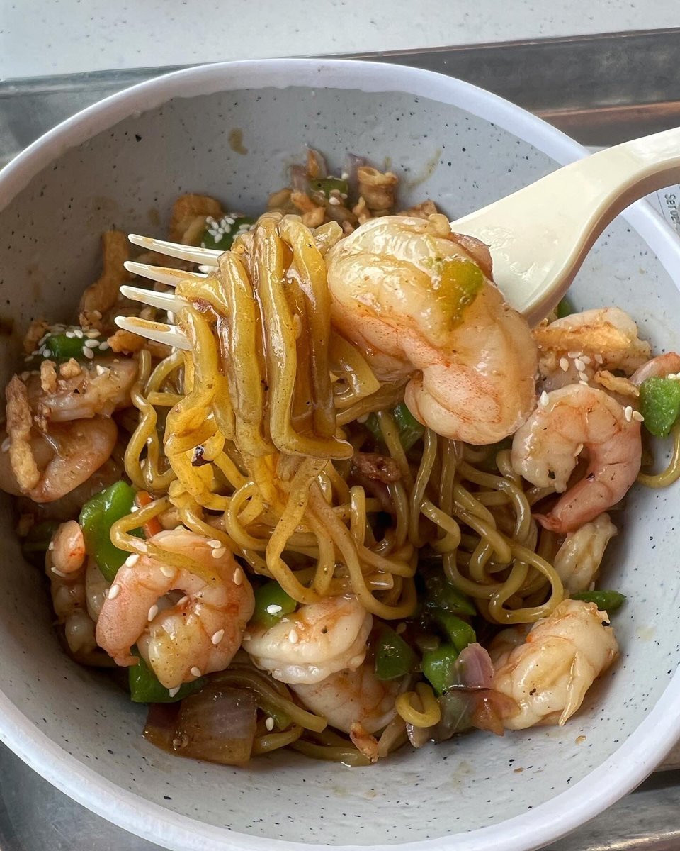 LEVEL_13's tweet photo. 🍜 I normally don’t do chains. But @HoneyGrow is from my city. So there.

https://t.co/iOvVXeBfSo

#foodfind #foodporn #foodgasm #foodstagram #eeeeeat #phillyfood #phillyeats https://t.co/GGfLwolpwb