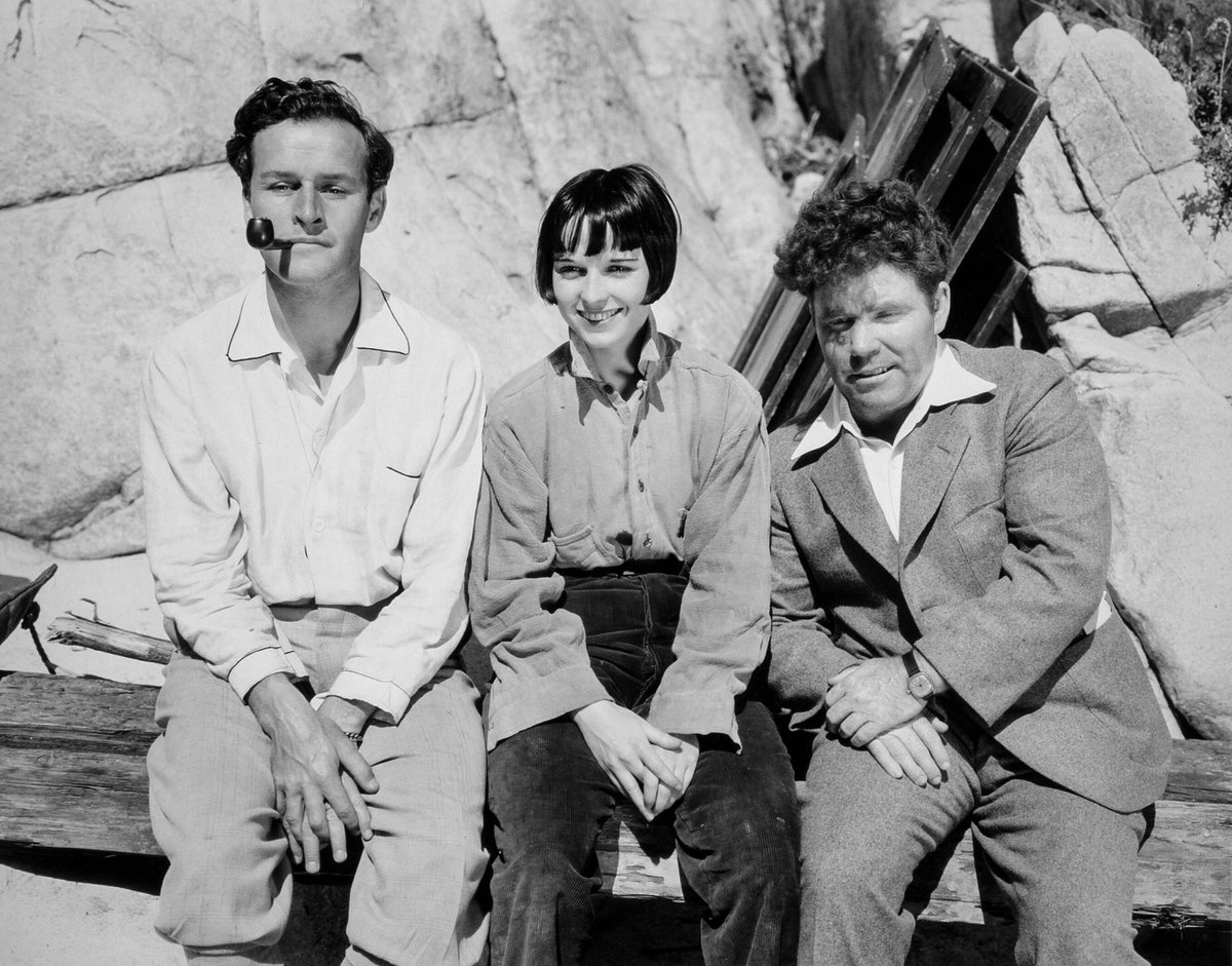 ForeverLouiseB1's tweet photo. Louise in costume on the set of Beggars of Life (1928) with director William Wellman (L) and author Jim Tully. A new to me photo and first time FLB post. https://t.co/iNQBoiiznW