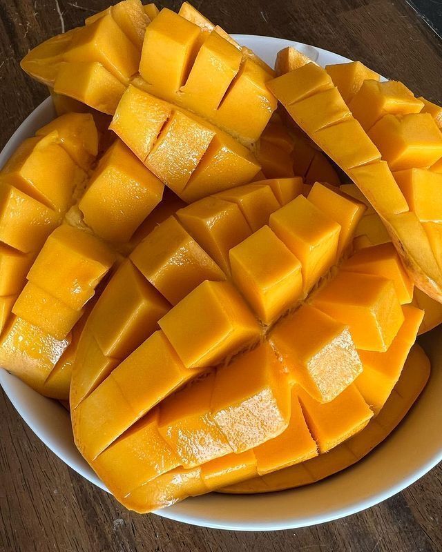 ElArteDeLaVidaX's tweet photo. 9 FRUTAS PARA GANAR MÚSCULO EXCESIVAMENTE.

(La mayoría de la gente subestima la importancia del #7)

1. Mangos. https://t.co/yR8s4eaqj8