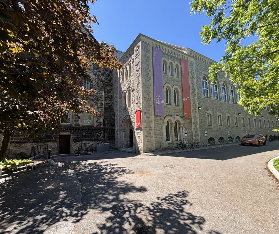 CDTPS_UofT's tweet photo. 📍 #CDTPS offices are moving to University College!
Beginning July 6/26 visit us at:
15 King’s College Circle, Toronto (UC’s north wing above the Art Museum)
🎭 We will continue to maintain:
Playhouse Theatre
Luella Massey Theatre
LCR
Visit https://t.co/LKSAX4AxIb 
#UofT https://t.co/pYDedyoevP