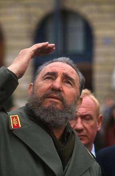 JHGcasanova's tweet photo. #100AñosConFidel: “¡Si tenemos que luchar cien años más, lucharemos! Los que hemos tenido el privilegio de conocer la libertad, la dignidad y la justicia, nunca nos resignaremos a vivir sin ellas.” 
#LatiendoConFidel @DiazCanelB @DrRobertoMOjeda https://t.co/HDf951FY0G