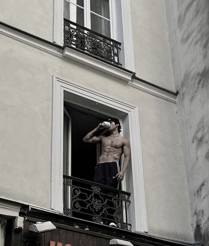 ____Lawless's tweet photo. Desde mi ventana,buenas tardes. https://t.co/Zf0NHit3Jd