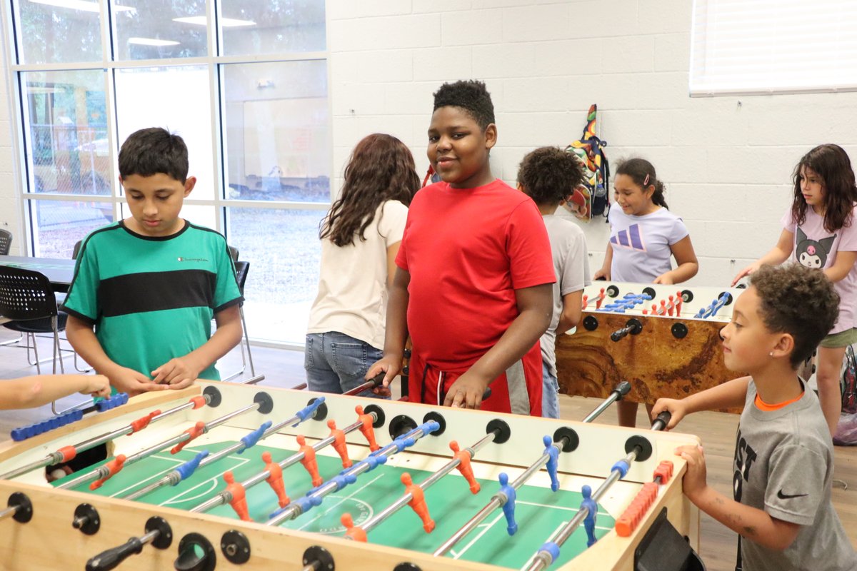 jaxparks's tweet photo. ☀️🎉 Summer Camp is off to a fun and enriching start! From friendly foosball competitions to making new friends &amp; learning, our campers are already creating memories that will last all summer long. No screens needed when there's so much to explore, discover, and enjoy together! https://t.co/LyLJVA27AK