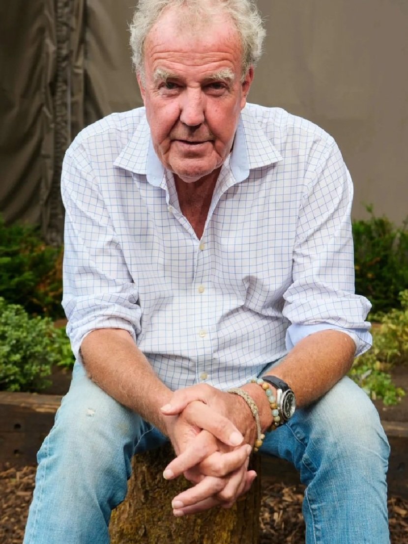 JohBroughton's tweet photo. @JeremyClarkson Words will mean little at this time, finding the right words are impossible. You are a blooming LEGEND to us! You are in our thoughts. Lots of love to you and your loved ones ❤️ https://t.co/el3dsdCMj9