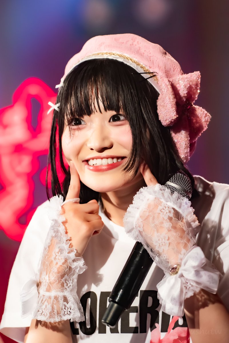 camera_shushu's tweet photo. FLORERISA 1st ONE-MAN「何者」⑤
#夢乃のぞみ #ねぇねぇのんびりゆめの #今フロレがあつい #目がバッキバキ https://t.co/ghg0e7Xbj7