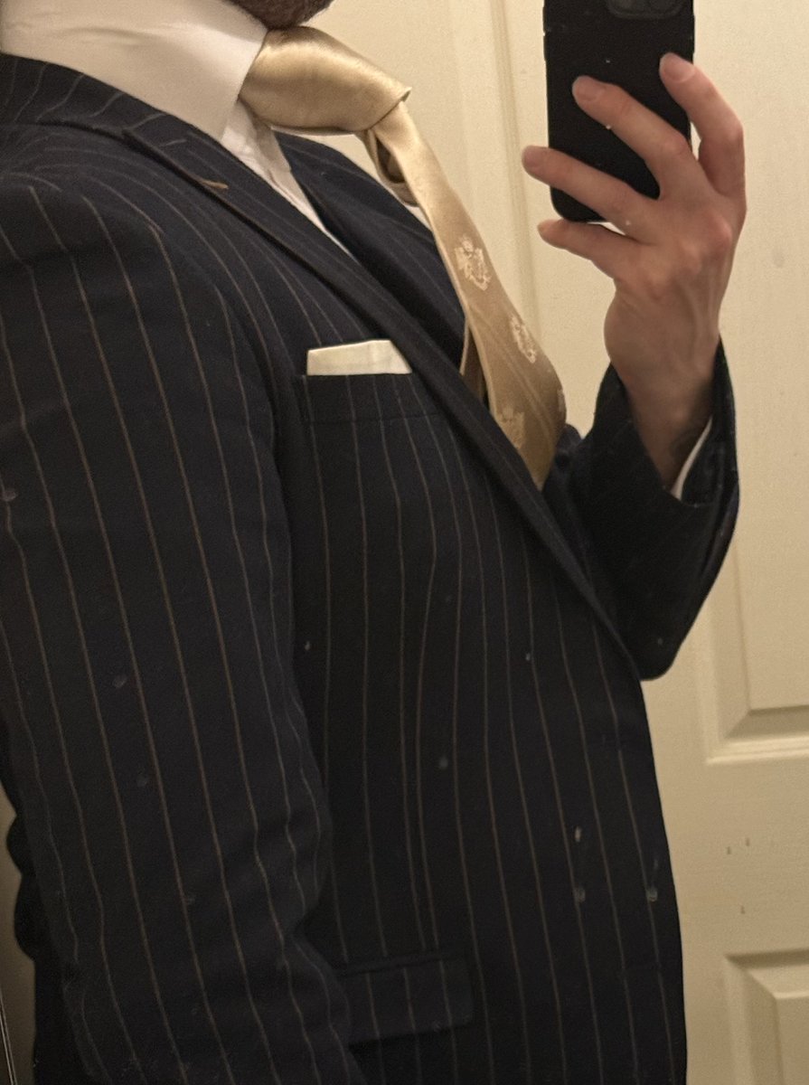 suitedservitude's tweet photo. Suiting up whilst working from home ππππ¦ #workingfromhome #gay #bi #suit #suitandtie #formal #suitfetish #tie #waistcoat #whiteshirt #threepeicesuit #cufflinks #pinstripes #windsorknot #menatplay #menssuits #highcollar #widetie #office #officewear #executive https://t.co/Pakm9REHah