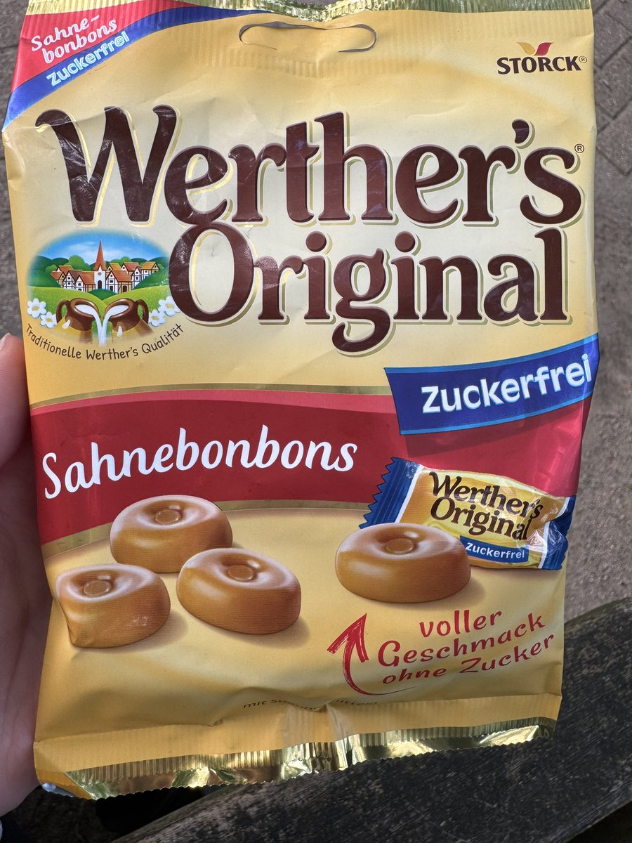 ellaaa_wy's tweet photo. I bought these and they are so peak!!! Each one is about 10 cal https://t.co/mW8YHd4DxB