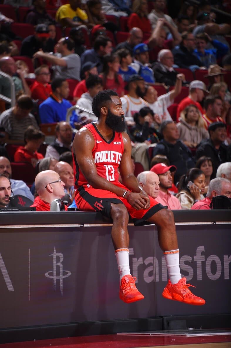 LeGoatedOne's tweet photo. 2017-2019 vs the KD Warriors:

Harden's Rockets: 5-8
Rest of NBA: 5-28

He the closest thing that dynasty had to a rival. https://t.co/KThTe1OwgI