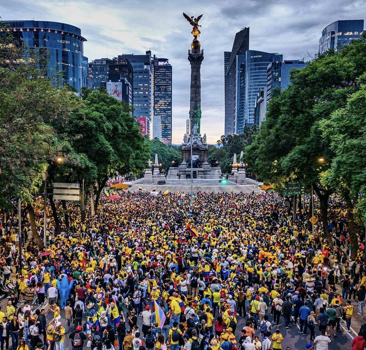 jesusrp22's tweet photo. Hoy soy de Colombia 🇨🇴 https://t.co/vVXrsFsWaO