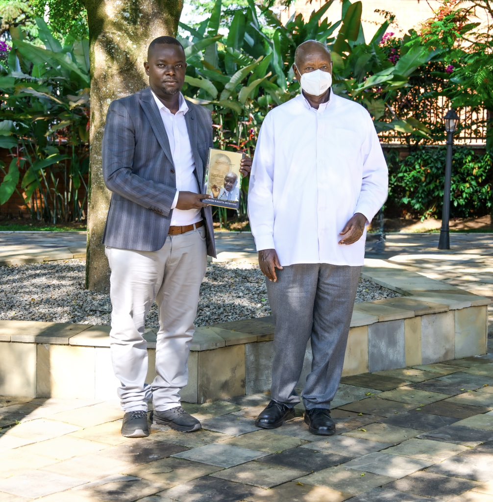 demeyerrrr's tweet photo. Today, 17th June 2026, H.E. the President gifted me a copy of the book How Africa Missed the Bus of History. Mzee shared valuable insights with me about the African continent, its history, challenges, and opportunities. It was a great honor and a memorable learning experience. https://t.co/yIM6V1kiP2