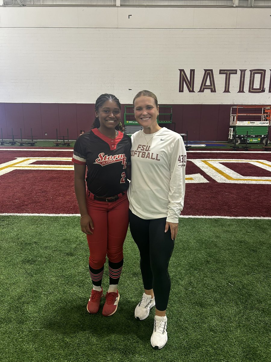 RyleeMike2029's tweet photo. Thank you @FSU_Softball for the new drills. Like learning new things and shout out to @bbeall0628 for
Coming too 
@angeleebueno https://t.co/9Uq41cxjpp
