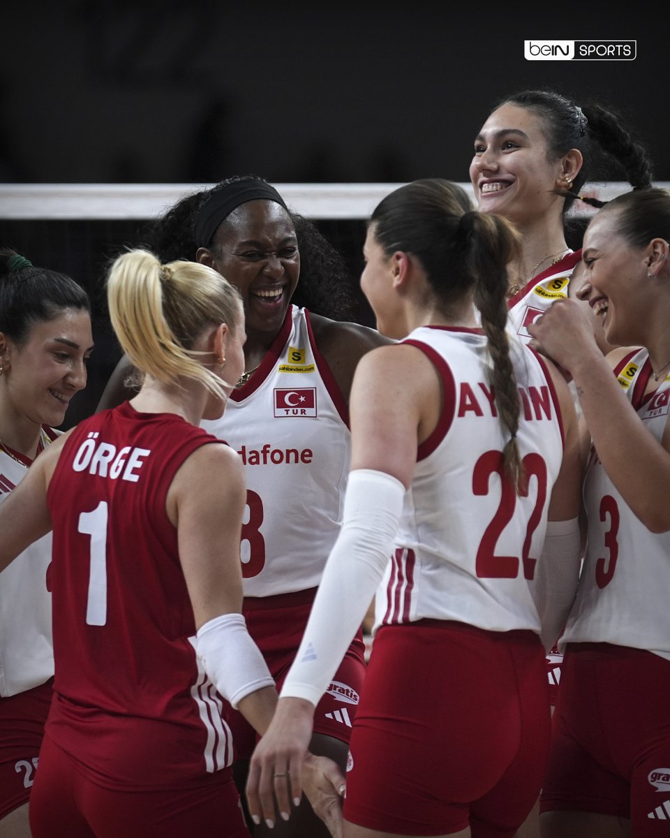 beINSPORTS_TR's tweet photo. ✅ 2026 FIVB Milletler Ligi 2. etap maçında A Milli Kadın Voleybol Takımımız, Belçika'yı mağlup etti!

🇹🇷 Türkiye 3-0 Belçika 🇧🇪 https://t.co/FiqxOwcpVB