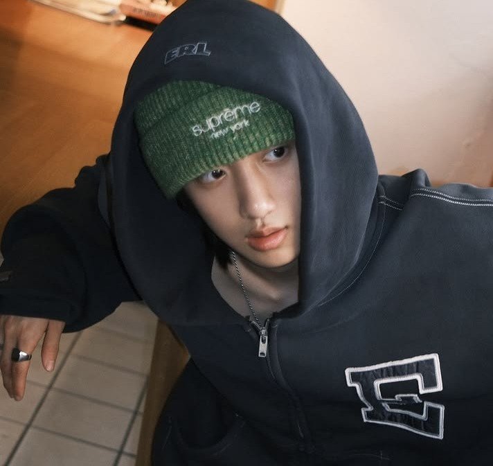forwooryul's tweet photo. coolest kid in the crew https://t.co/sfW6cnUDyo