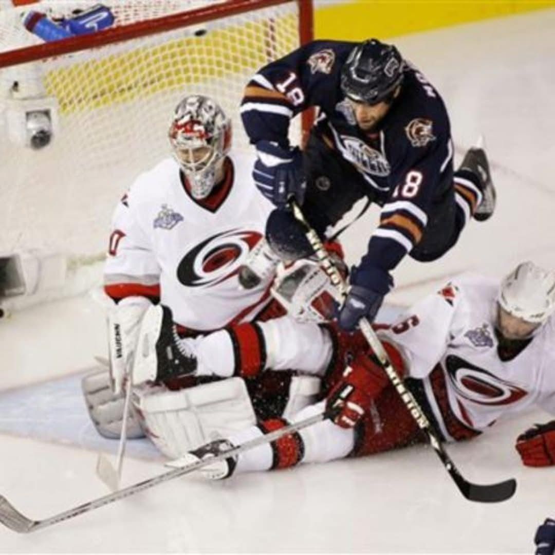 inside_the_rink's tweet photo. On this day in 2006, the Edmonton Oilers fought off elimination to force a Game 7 against the Carolina Hurricanes with a 4-0 win. 

#carolinahurricanes #nhl #hockey #bostonbruins #newyorkrangers #washingtoncapitals #pittsburghpenguins #calgaryflames #dallasstars #edmontonoilers #tampabaylightning #vancouvercanucks #canes #detroitredwings #chicagoblackhawks #hurricanes #winnipegjets #stlouisblues #buffalosabres #sanjosesharks #torontomapleleafs #newyorkislanders #nashvillepredators #minnesotawild #bunchofjerks #floridapanthers #anaheimducks #coloradoavalanche #vegasgoldenknights #montrealcanadiens