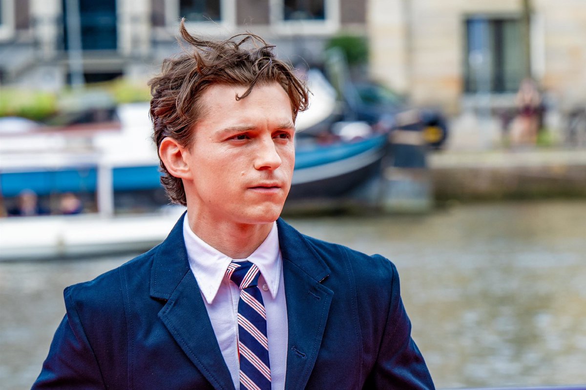 Tom Holland Updates tweet media
